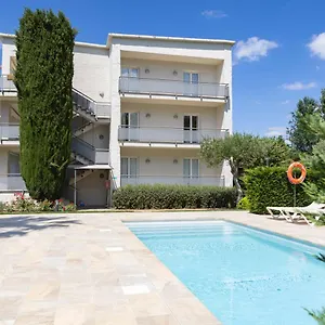 https://apartaments-terraza-salata-mar.catalonia-hotels.com
